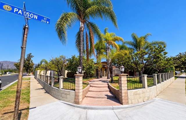 4bd  2ba in Glendora with Pool! Gallery 3