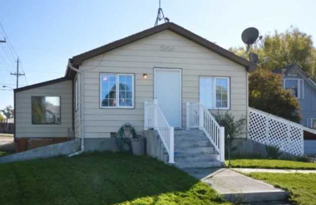 1196 Blaine Avenue - 1 Gallery 1