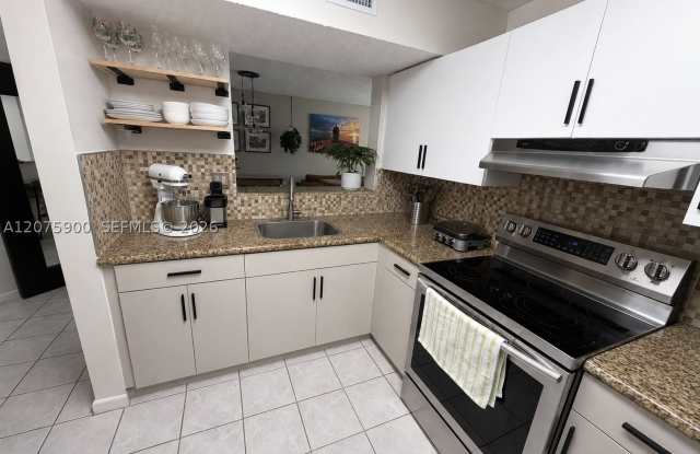 1195 NW 125th Ct Gallery 2