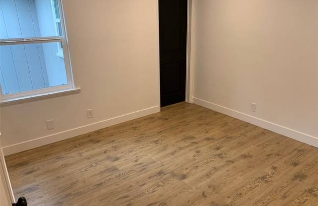 7336 Fullbright Avenue Gallery 2