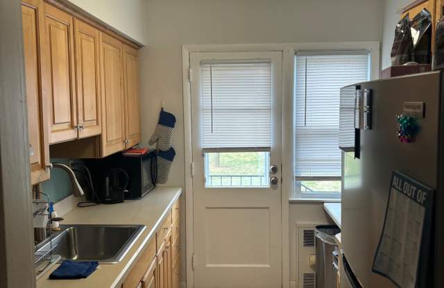 242 Glenbrook Road photos photos