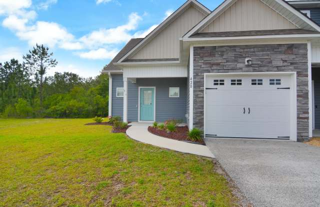 428 Guppy Loop Road - 428 Guppy Loop Road, Onslow County, NC 28445