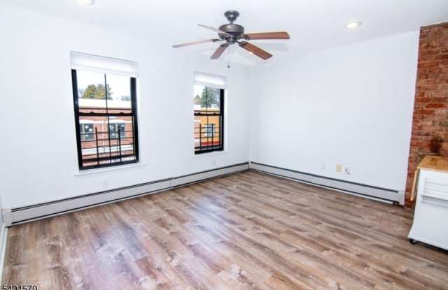 220 East Broad St - APT 3 photos photos 220 East Broad St - APT 3 photos photos