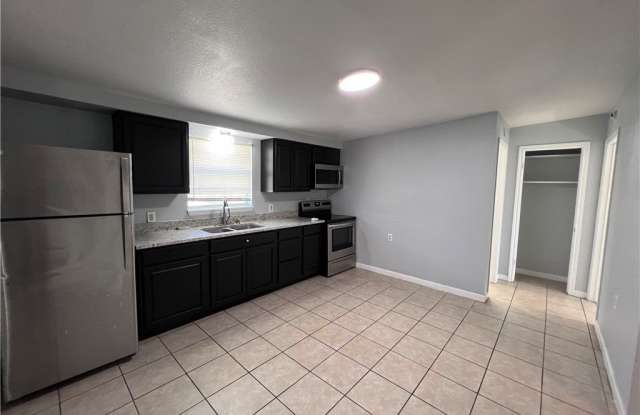 1007 Hackberry Street - 1007 Hackberry Street, San Marcos, TX 78666