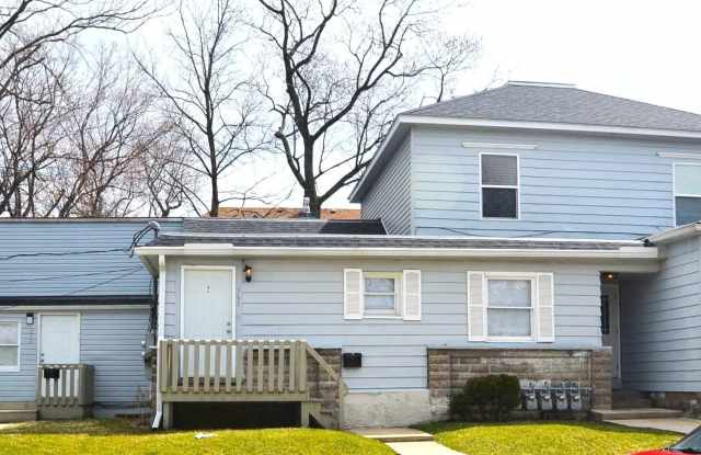 361 Locust Street unit: 4 - 361 Locust Street, Valparaiso, IN 46383