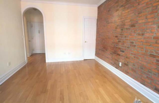 16 JANE ST. Gallery 4