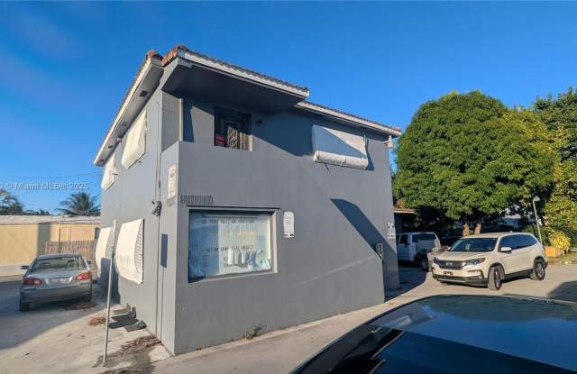 4111 NW 37th Ave - 4111 Northwest 37th Avenue, Brownsville, FL 33142