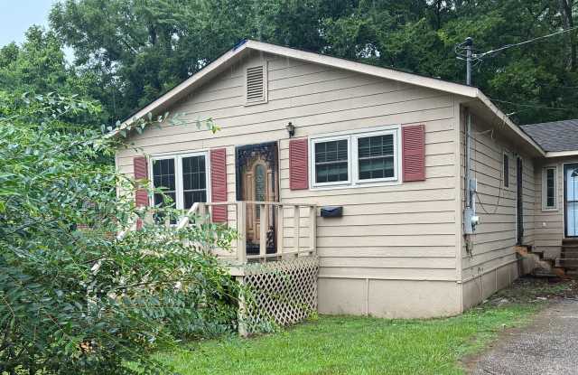 140 Center Street - 1 photos photos