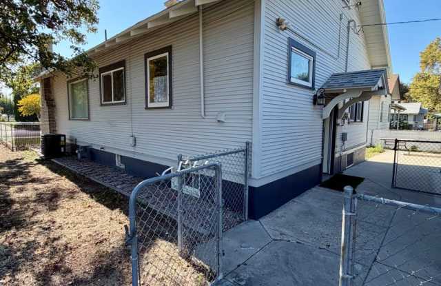 Freshly painted and remodeled Two bed room home in Caldwell Idaho Gallery 4