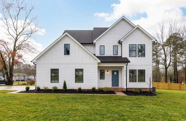 999 Joe Engel Drive - 999 Joe Engle Drive, Chattanooga, TN 37421