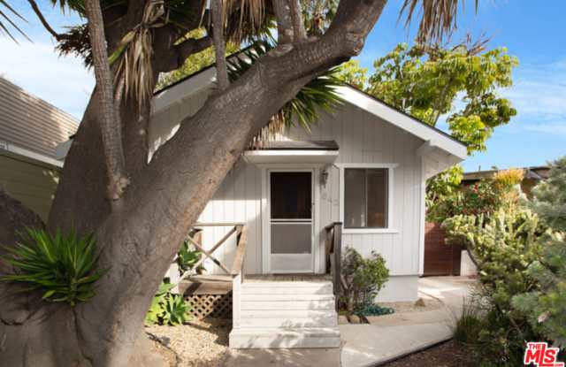 842 CALIFORNIA AVE - 842 California Avenue, Los Angeles, CA 90291