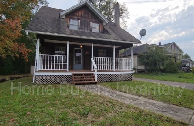 905 Palmyra Rd SW - 905 Palmyra Road Southwest, Warren, OH 44485