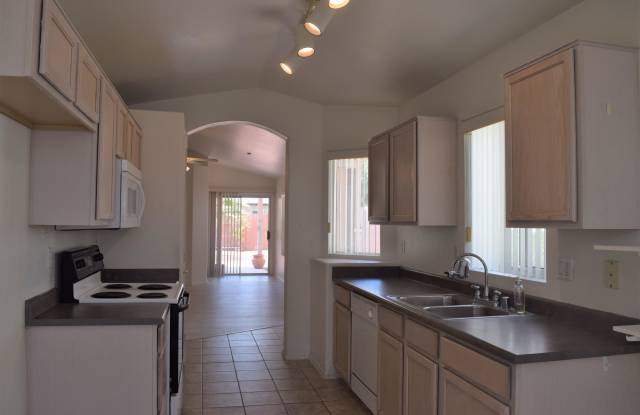 16626 S 43rd Pl Gallery 2
