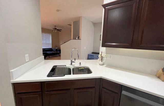 6424 South Goldenrod Road Gallery 3
