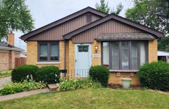 9810 Warren Avenue photos photos