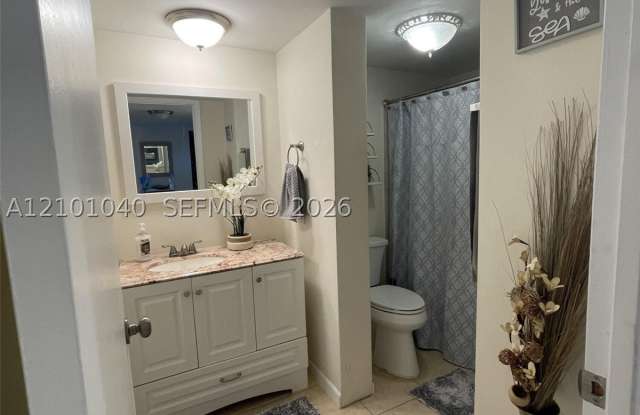 200 Waterway Dr S Gallery 2