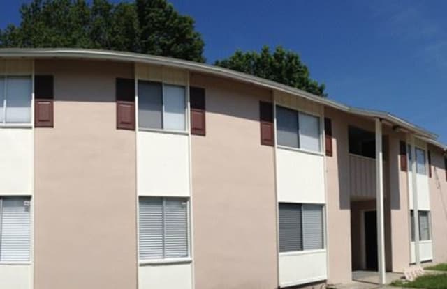 7568 La Fontaine Dr Apt C - 7568 La Fontaine Drive, Jacksonville, FL 32244