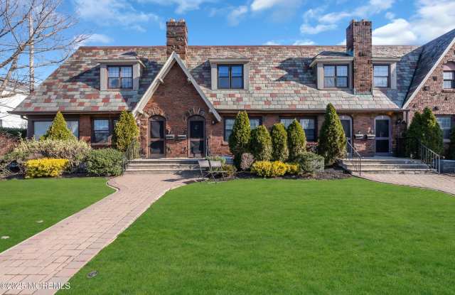 1001 Norwood Avenue unit: 7 photos photos