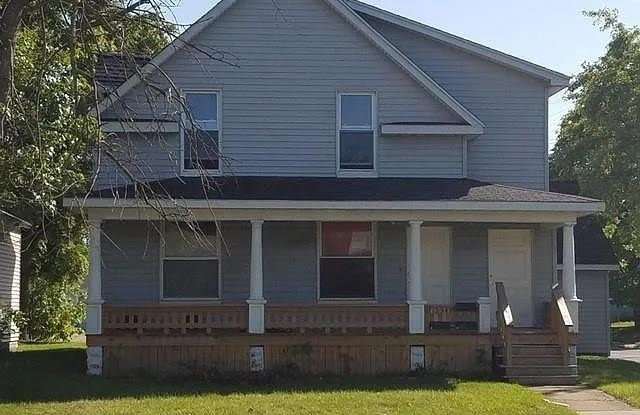 1234 Lapeer Avenue - 1234 Lapeer Avenue, Port Huron, MI 48060
