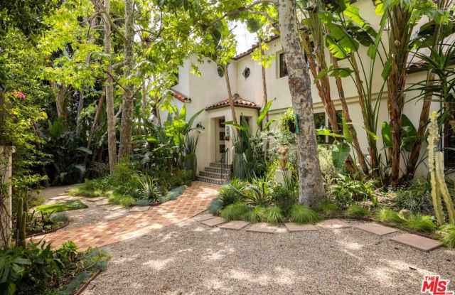 1745 N Vista St photos photos