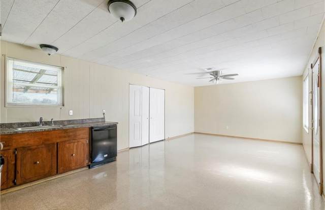 2776 ERIN Drive Gallery 3