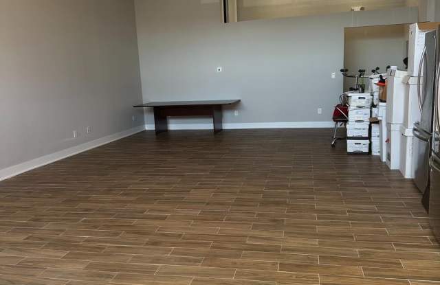 614 FRONT Street N photos photos