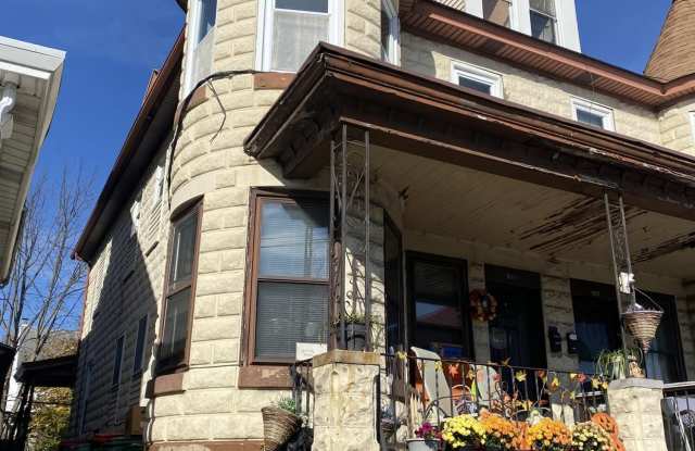404 Mahoning Street unit: Apt 2 photos photos