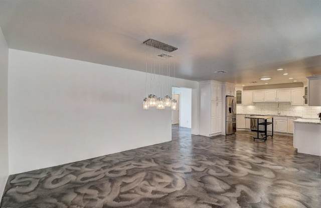 8144 E.Fairmount Gallery 3