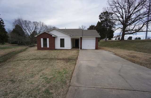 3 BR, 1 BTH, 1 car garage photos photos
