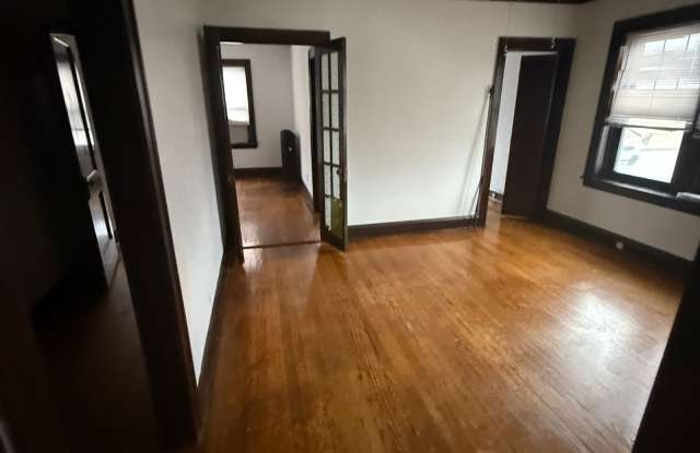 3946 North Marmora Avenue photos photos