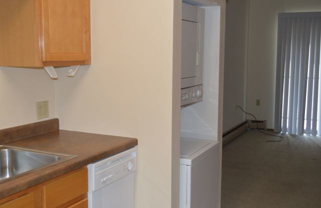 404 E Wilson St photos photos
