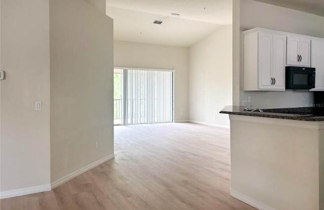 8346 BELLA TIERRA COURT Gallery 4