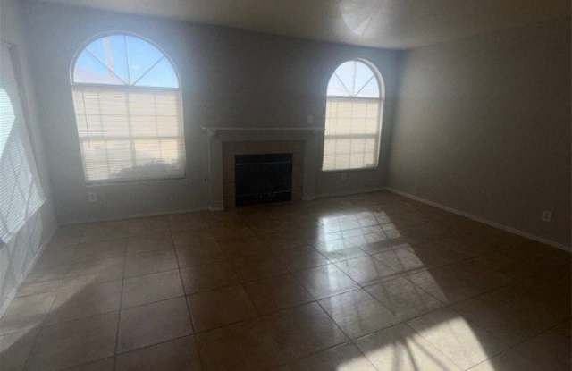 694 Barbary Coast Avenue Gallery 2