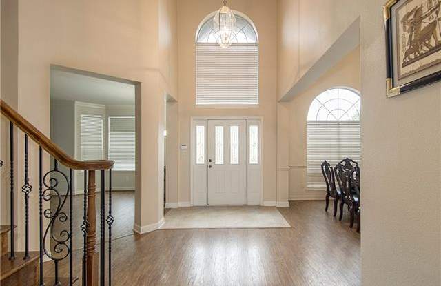 7312 Fair Valley Way Gallery 3
