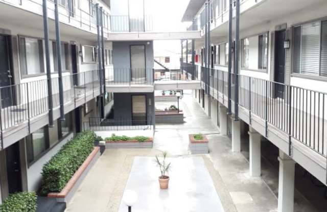20810 Amie Ave 13 - 20810 Amie Avenue, Torrance, CA 90503