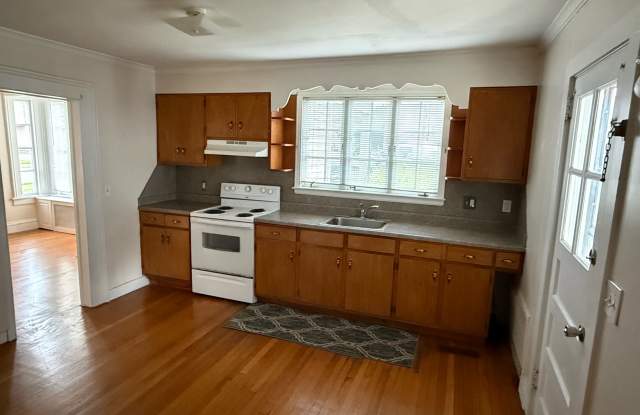 63 Maple Street photos photos