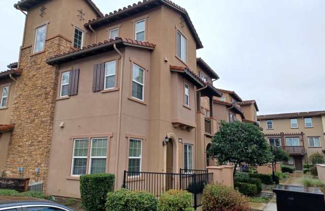 34132 Spezia Terrace Gallery 2