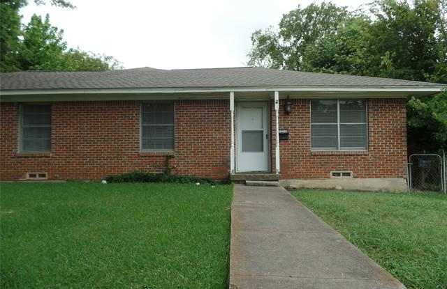 1212 HALL Street - 1212 West Hall Street, McKinney, TX 75069