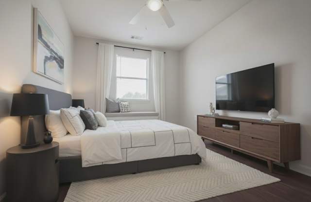 Remount Place. Clean, Convenient, Affordable Living photos photos