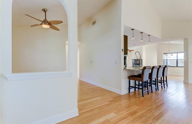 1957 PROMENADE WAY Gallery 3