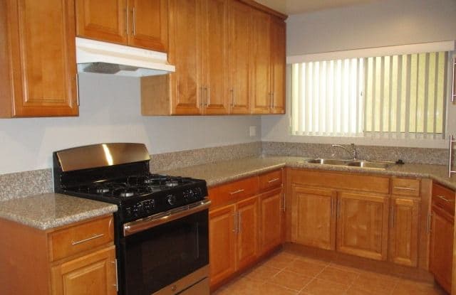 124 N. EVERETT ST 4 - 124 N Everett St, Glendale, CA 91206