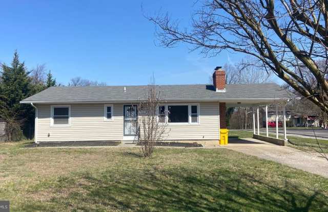 7625 POST Road - 7625 Post Road, Severn, MD 21076 7625 POST Road - 7625 Post Road, Severn, MD 21076
