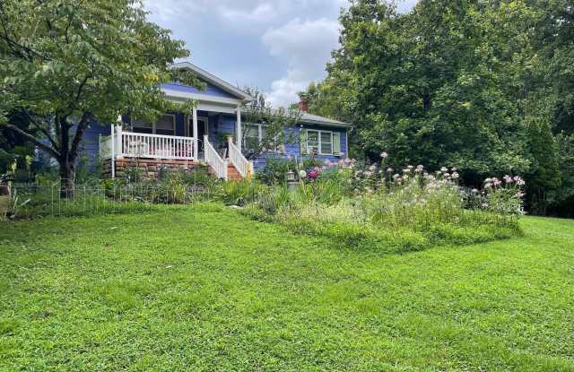 23 GASCHS LANE photos photos