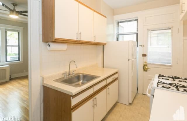 543-53 W Wellington - 543 West Wellington Avenue, Chicago, IL 60657