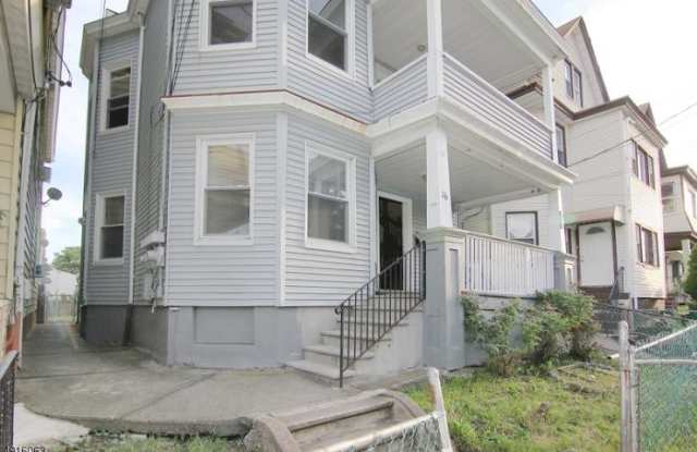 16 19th Ave #2 Gallery 2