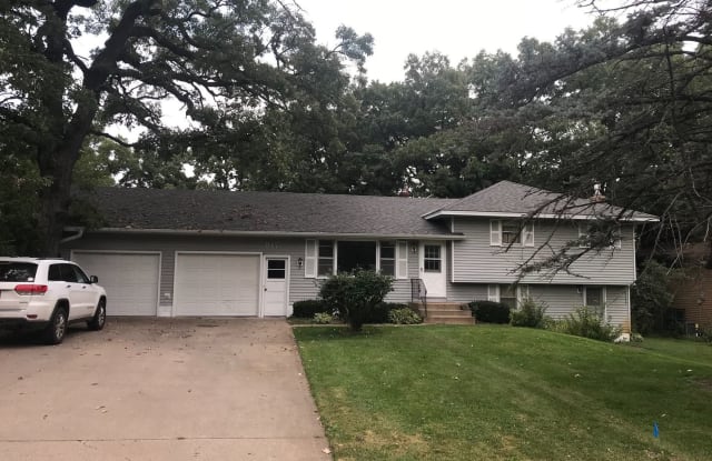 917 40th Lane - 917 40th Lane, Anoka, MN 55303