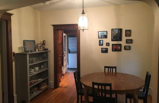 853 Ashland Ave Gallery 2