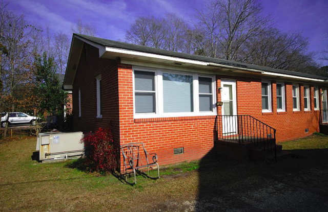 606-A S Andrews Ave. Goldsboro, NC 27530 photos photos