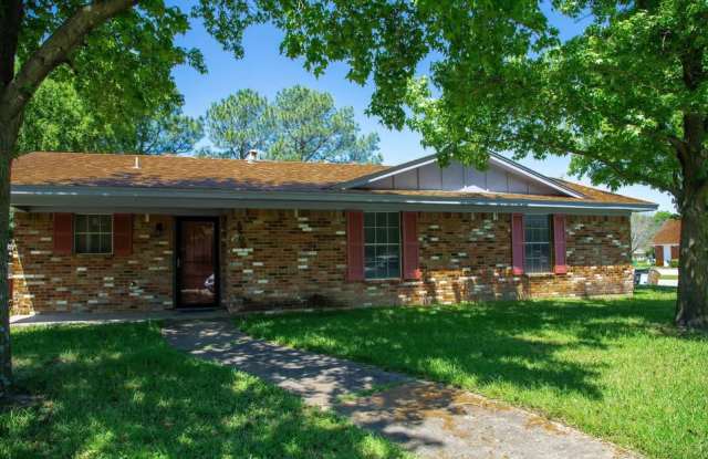 6500 Woodchuck Dr photos photos