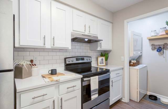The Landings of Brentwood Apartments Gallery 4